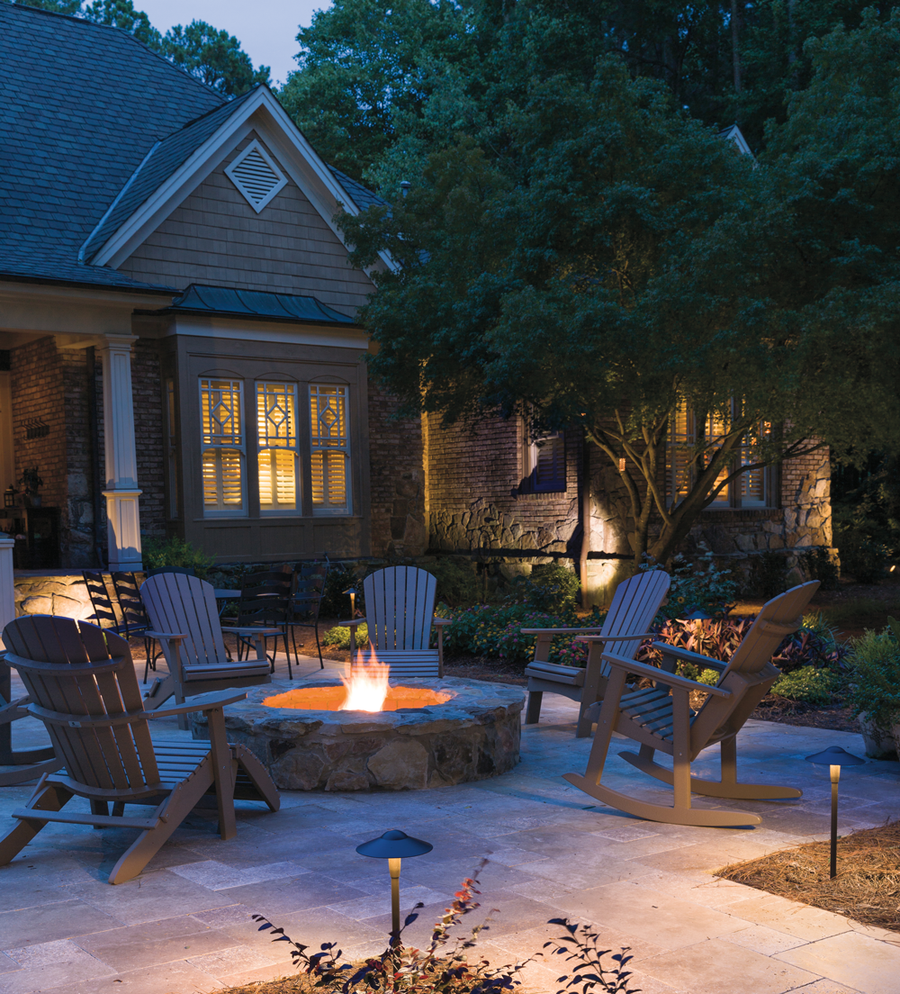 Firepit Designs: Hardscaping for Autumn Evenings